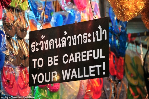 how-to-avoid-pickpockets-to-be-careful-your-wallet